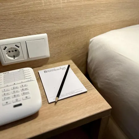 Bronnbacher Hof Hotel *